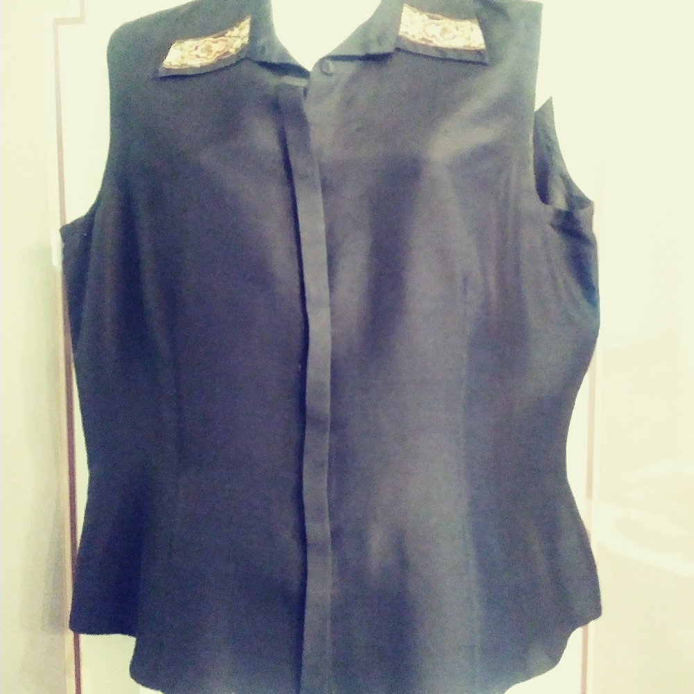 Tess Sleeveless Top